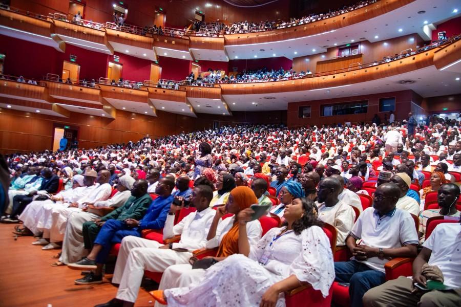Le Grand Théâtre célèbre la 12ᵉ promotion des élèves-maîtres : une école au service des valeurs et de la citoyenneté